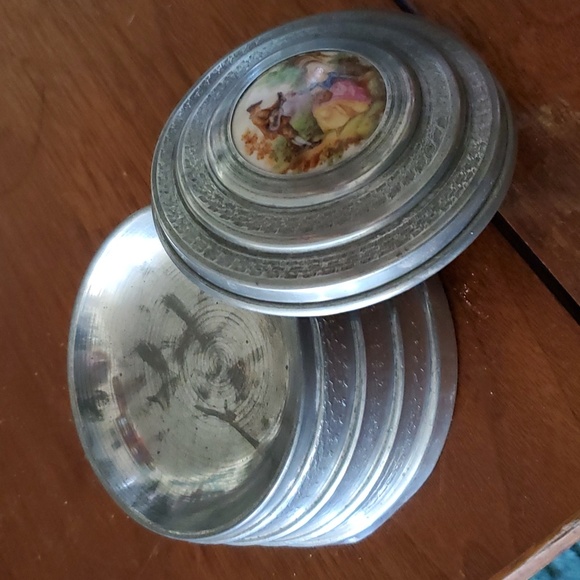 Vanity Powder/Trinket Box - Picture 2 of 4